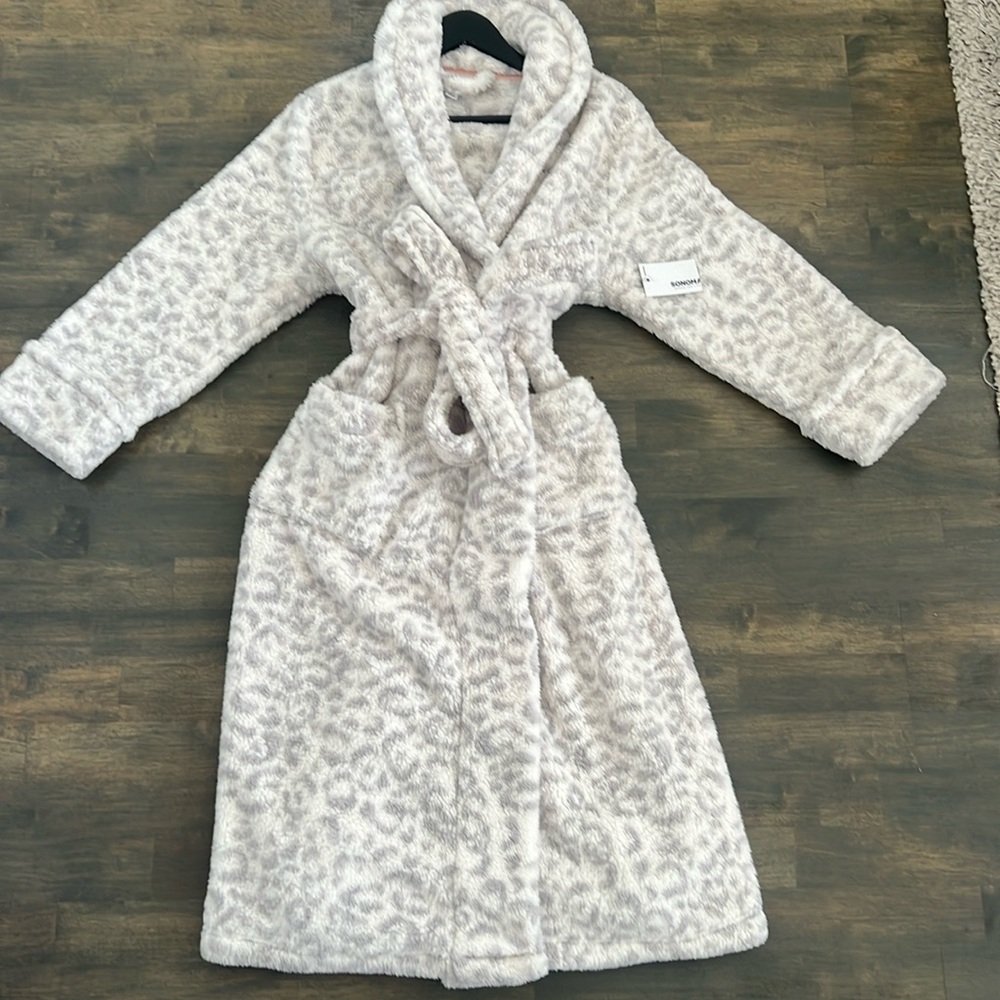 🎁SONOMA LEOPARD ROBE 🎁 - Picture 7 of 9